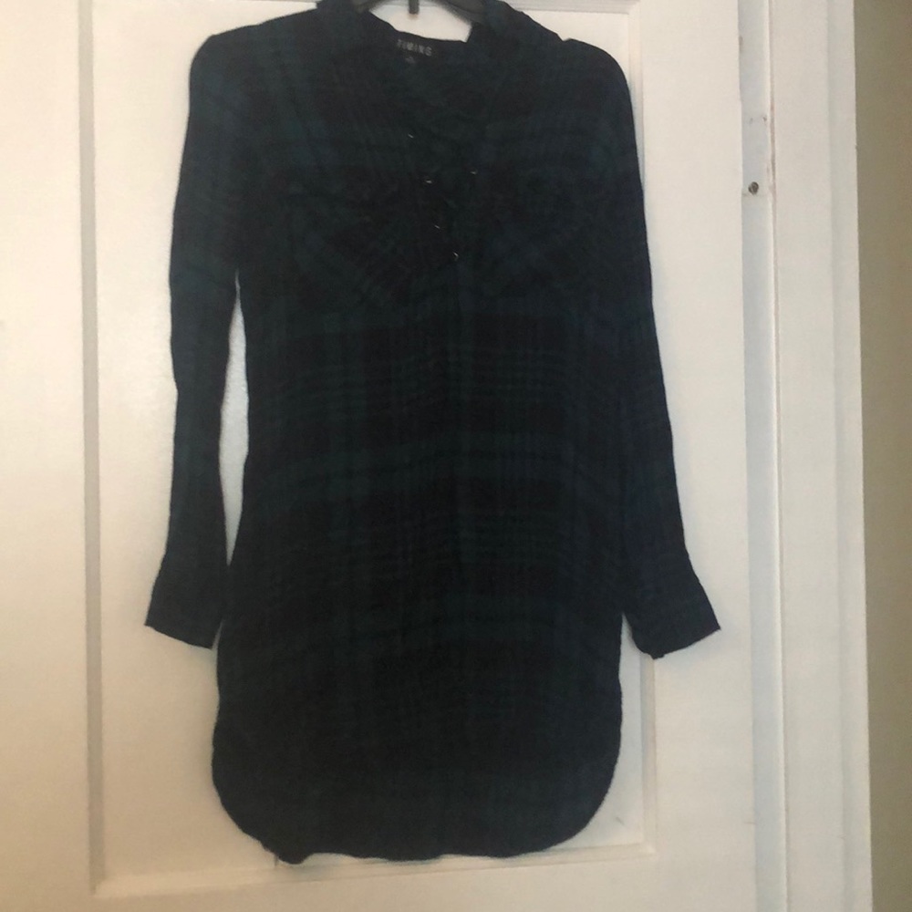 Plaid top
